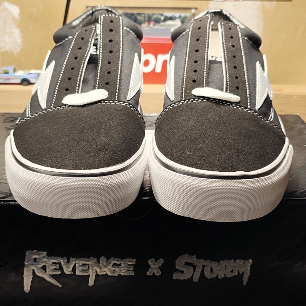 Pair of Revenge X Storms